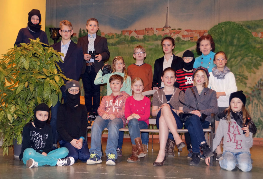 Die jungen Schauspielerinnen und Schauspieler. (Quelle: Irene Konrad)